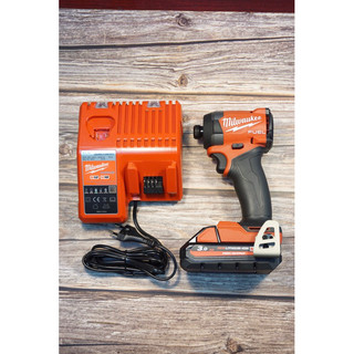 Máy Vặn Vít Milwaukee M18 FID3 (2953)