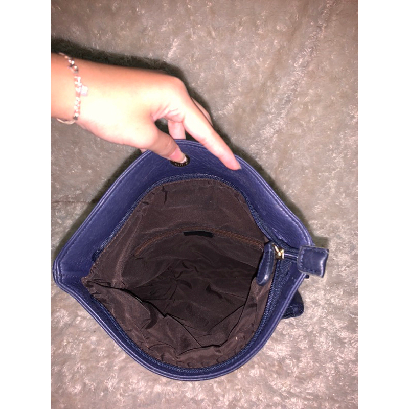 Túi đeo vai da thật