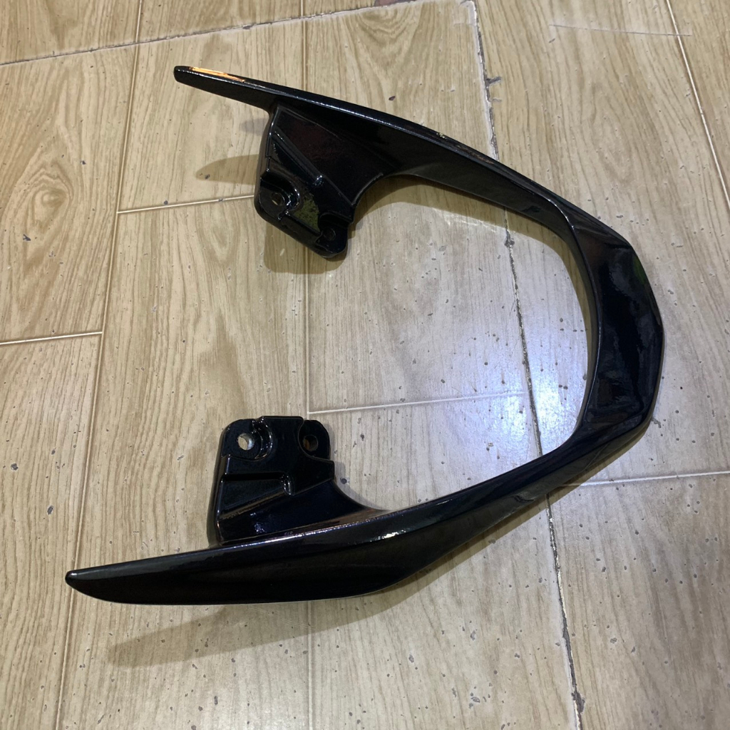 Cảng sau EXCITER đời 2006 đến 2010 giả zin màu đen bóng