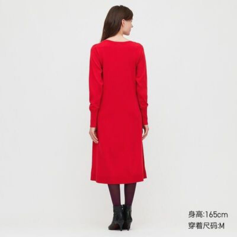 Váy len dệt kim Uniql0