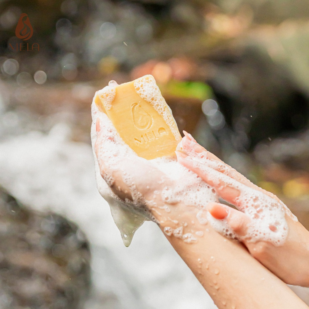 Xà Bông Nghệ Mela, Xà Phòng Thiên Nhiên chăm Sóc Mặt Và Body Giúp Da Sáng Khoẻ Mờ Thâm, Xà Phòng Organic Giảm Mụn 100g