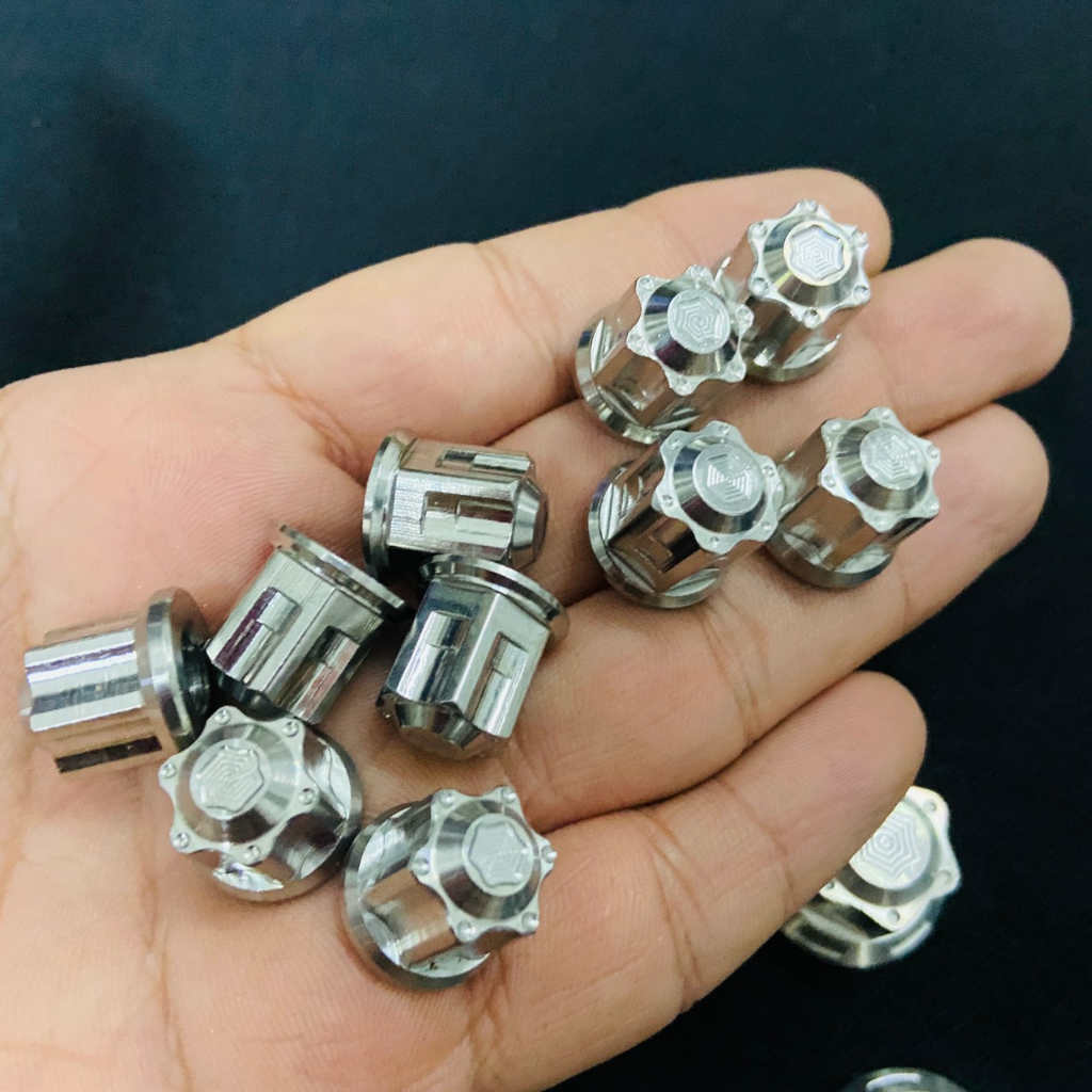 Tán Salaya inox Bích Đầu Size từ 8li ,10li ,12li, 14li , gắn các loại xe