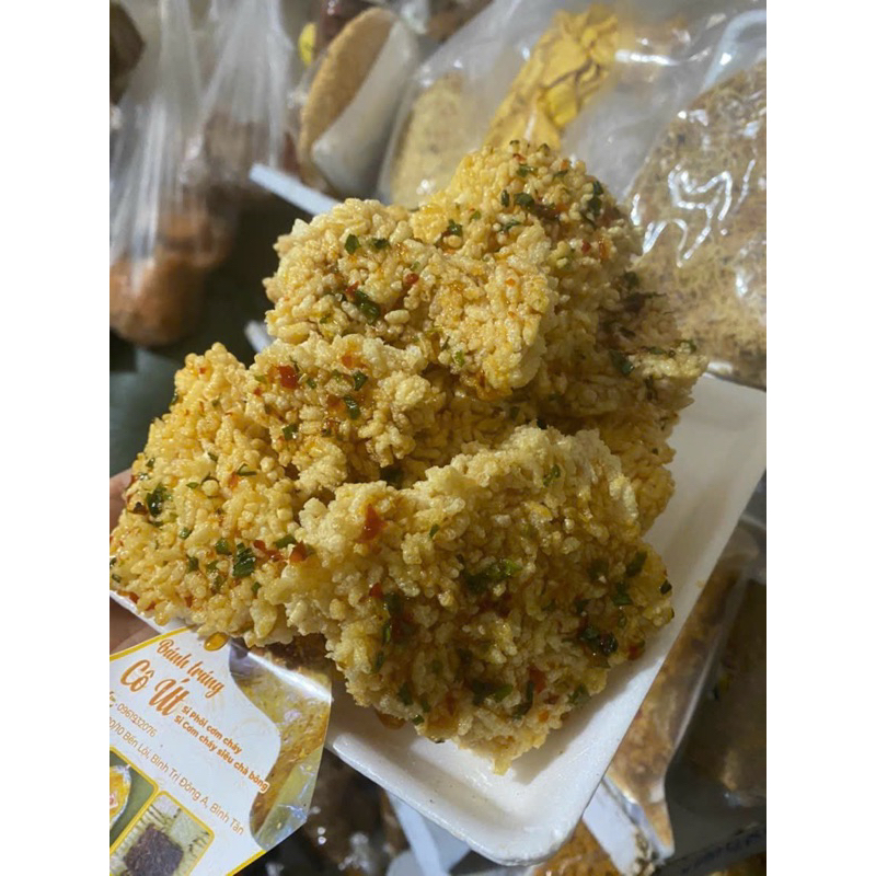 500g cơm cháy bể mắm hành 25k