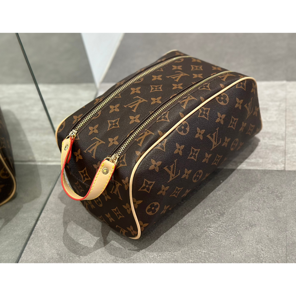 TÚI DOPKIT POUCH LV SZ28