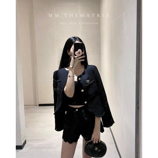 Áo khoác croptop dạ tweed đen trơn cúc đồng