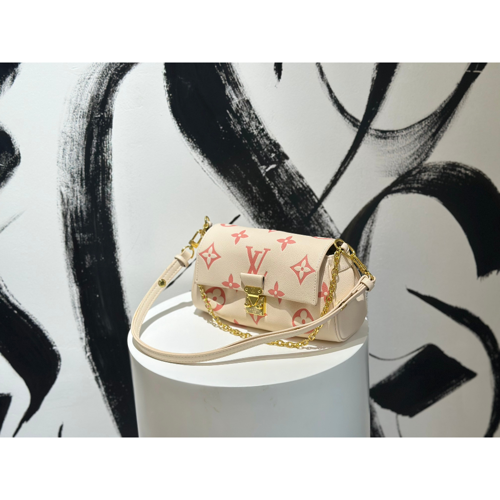 TÚI LV FAVORITE SZ24