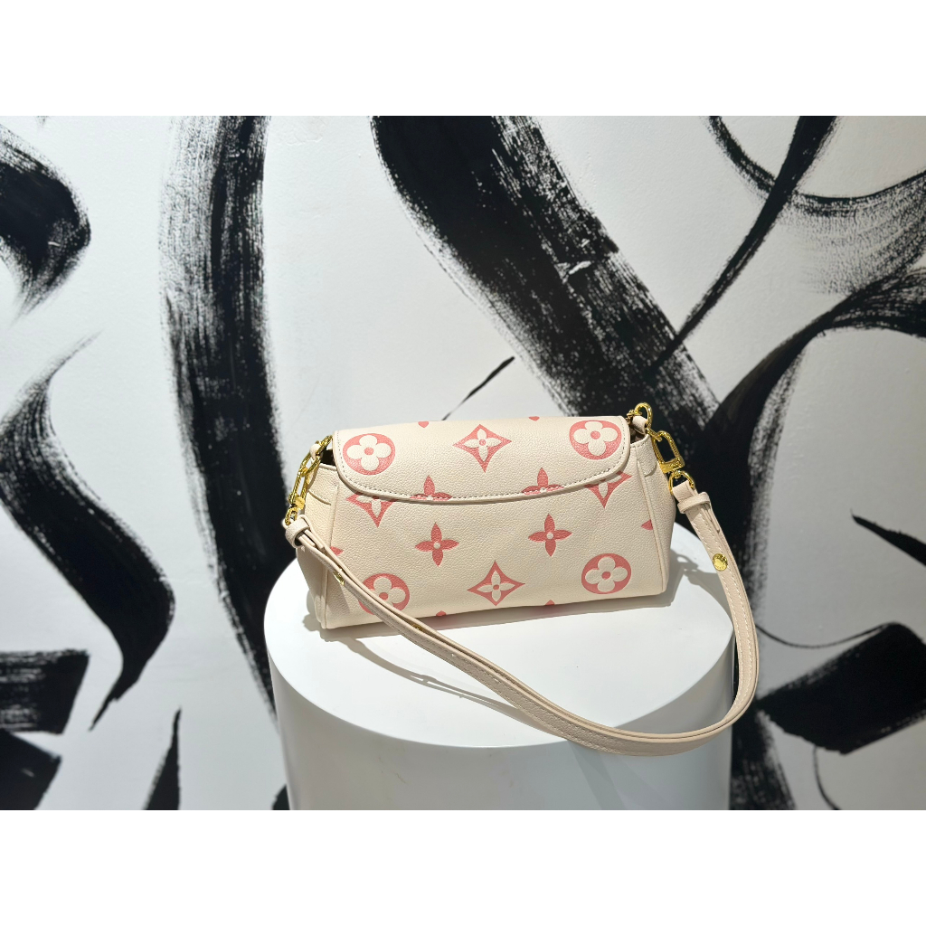 TÚI LV FAVORITE SZ24