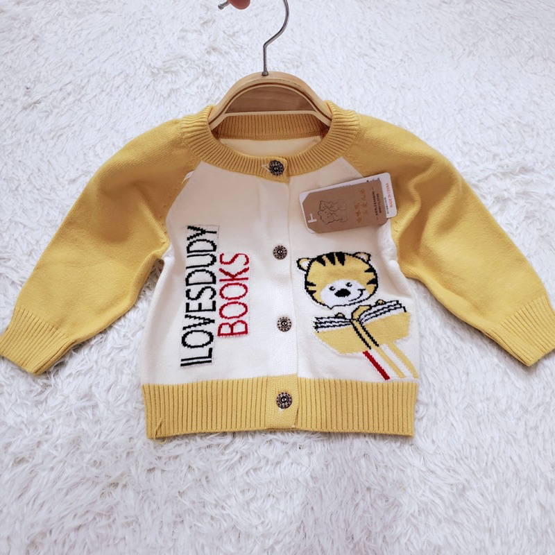 317 Áo len sơ sinh thu đông cúc cài giữa phối màu thể thao len quảng châu mềm mịn co giãn 3-12kg