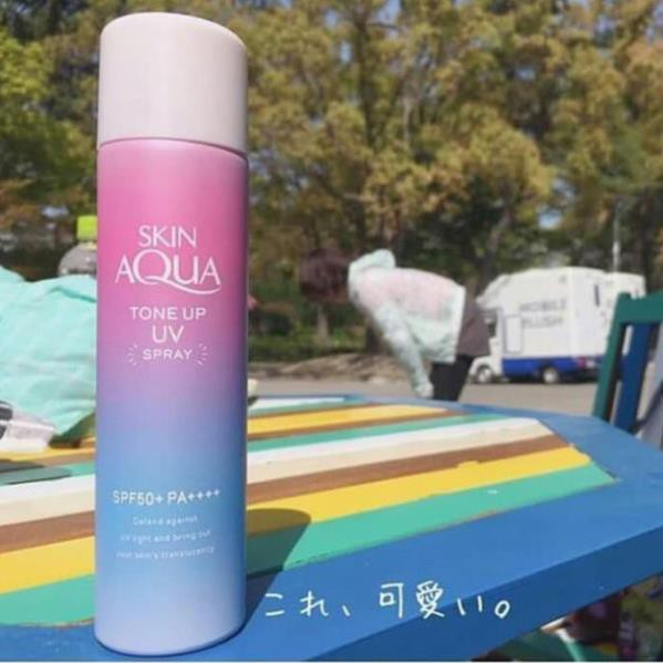 Xịt chống nắng nâng tone Skin Aqua Tone Up UV Spray SPF 50+/PA++++ 70g