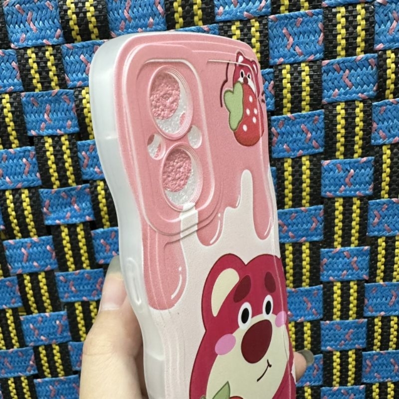 Case ốp lưng Oppo Reno 7Z 8Z dẻo gấu dâu lotso siêu dễ thương viền lượn sóng bảo vệ camera