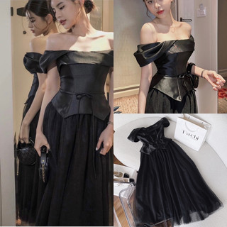 Sét áo đen trễ vai + chân váy midi xoè