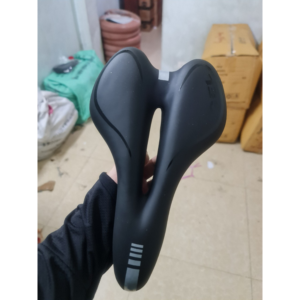 Yên Xe Đạp Thể Thao GEL Thoáng Khí Cao Cấp