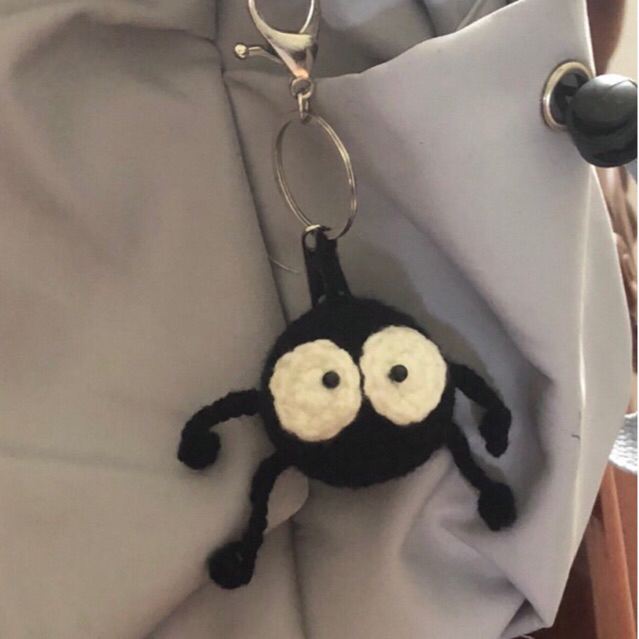 Móc khoá len handmade bồ hóng cute