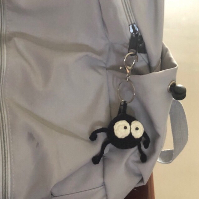 Móc khoá len handmade bồ hóng cute