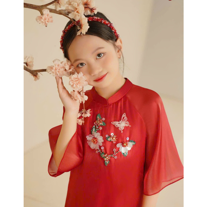 Áo Dài Tết Bé Gái Kèm Quần Áo Dài Cách Tân Truyền Thống 4 Tà May Sẵn Thêu Họa Tiết Đính Hoa Nổi Vải Tơ Óng Mềm Mại