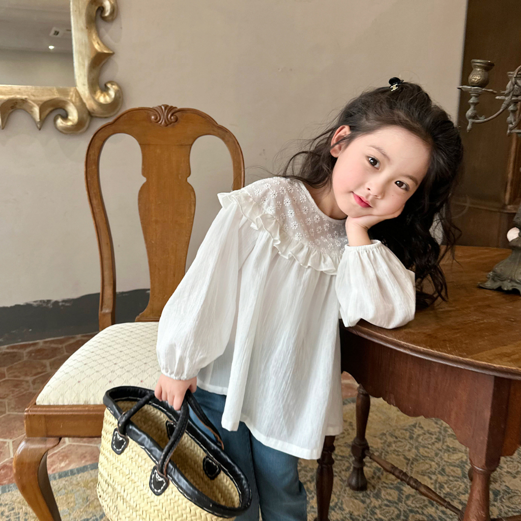 Áo sơ mi bé gái Hàn Quốc DINOKING Sơ mi ren dài tay cho bé màu trắng phong cách Hàn mùa thu phù hợp trẻ em 2- 8tuổi AS12