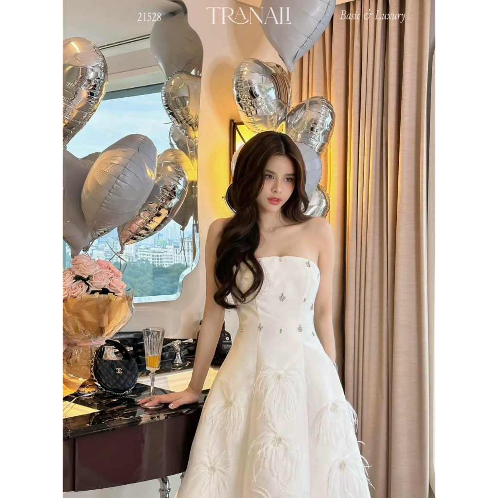 Đầm cúp xòe siêu cute