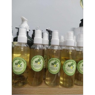 Tinh dầu xịt phòng