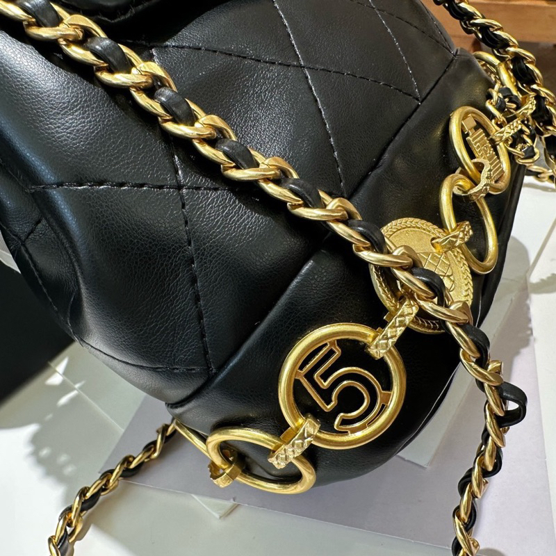 Balo nữ Xleo23b da mềm lì size 19cm fullbox nam châm chần trám charm mới tag vàng W166-19