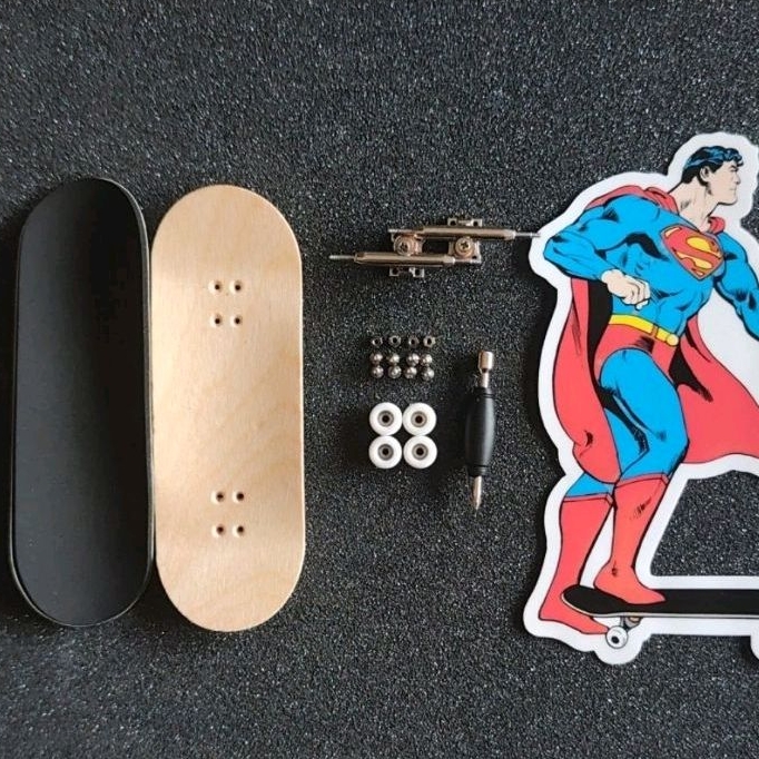 Ván Trượt Ngón Tay Newbie Gỗ Fingerboard Complete