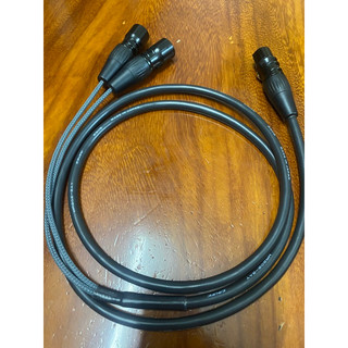 Dây tín hiệu 1 đầu canon cái ra 2 đầu canon đực dài 1,5m Canare bãi Nhật