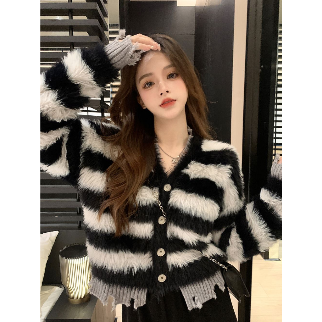 Áo Khoác Cardigan Len Lông Sọc Ngang Phong Cách Hàn Quốc Siêu Xinh Bộ Sưu Tập Thu Đông 2023