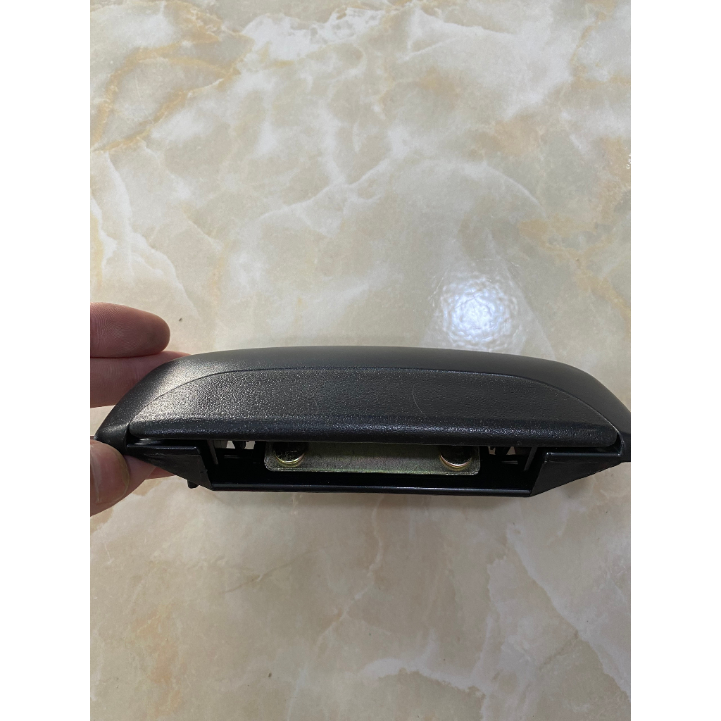 Tay mở cửa ngoài xe tải Hyundai 1 tấn Porter 1 đời thấp