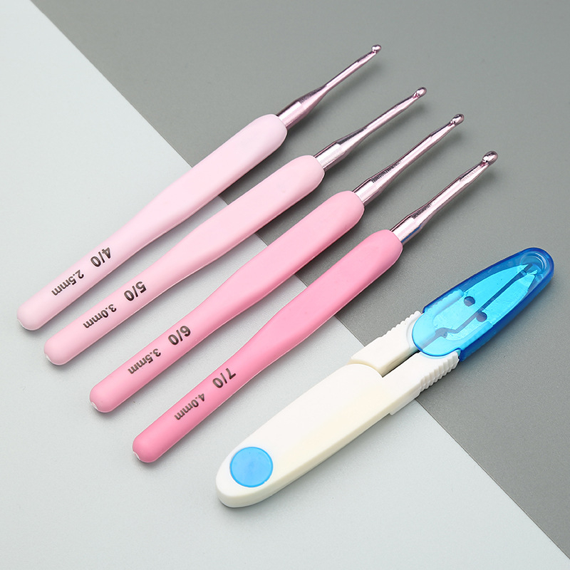 BỘ KIM MÓC HỒNG VÀ KÉO BẤM