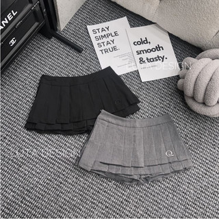 Chân Váy Xòe Thêu Chữ Q - Hàng QC loại 1
