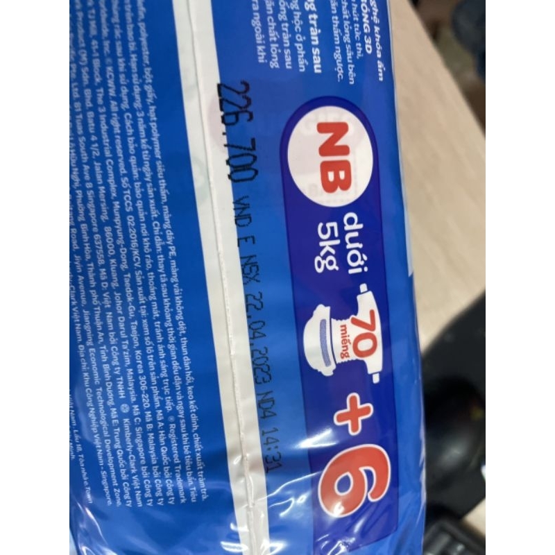 Tã dán sơ sinh huggies nb70+6 miếng