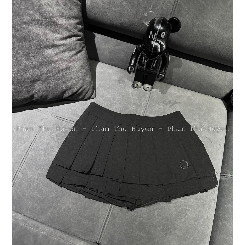 CHÂN VÁY THÊU LOGO