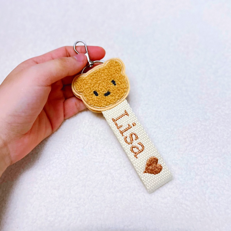 Nametag gấu thêu tên theo yêu cầu