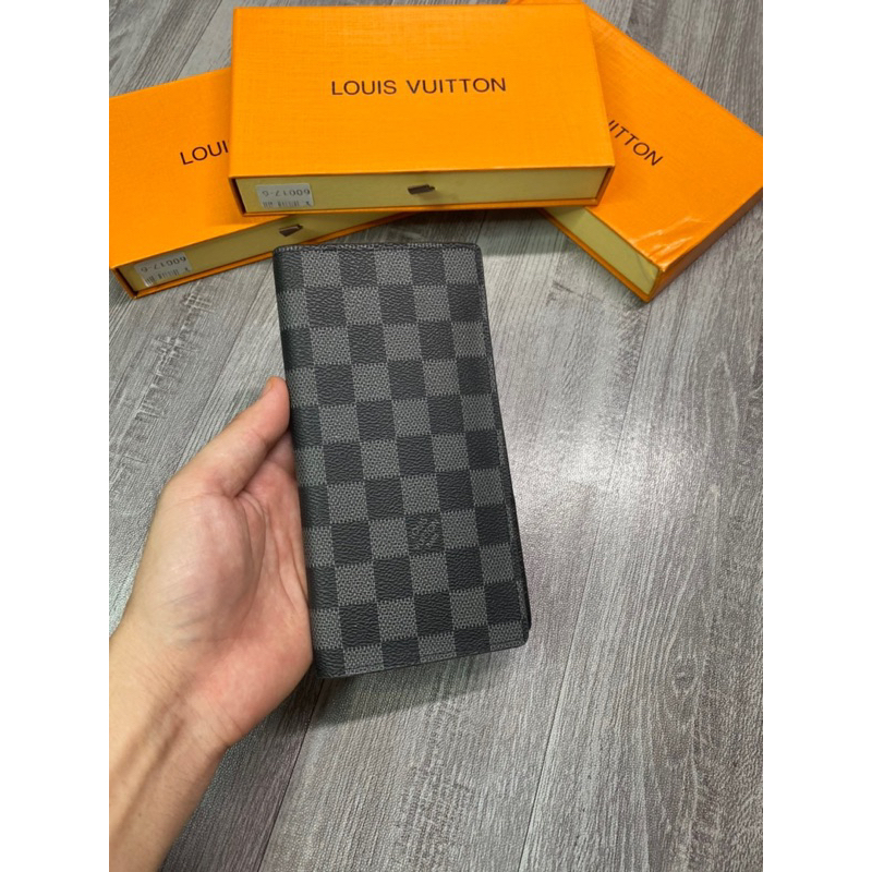 Ví cầm tay LV - MCM nam full box . Ví gập da dành cho nam mẫu mã trẻ trung năng động