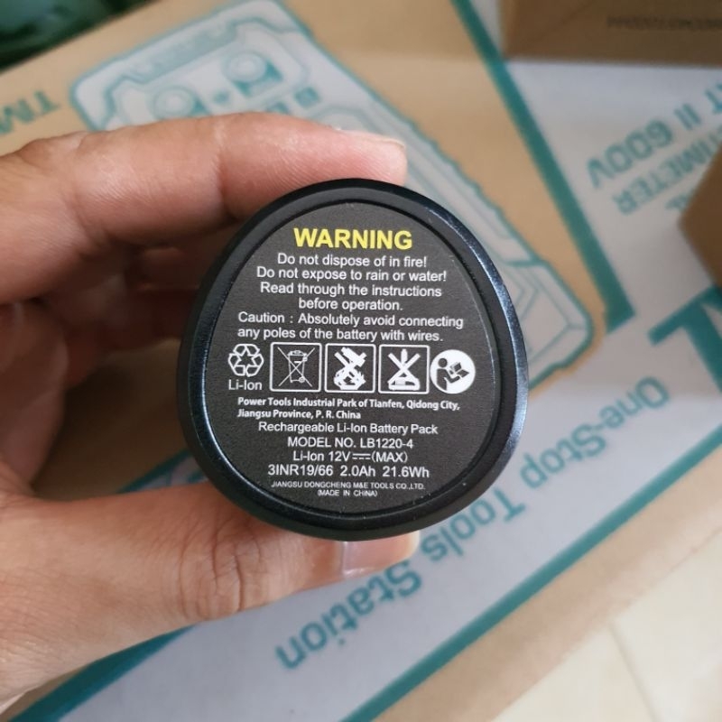 Pin DCA 12V 2.0Ah LB1220-4 chính hãng, dùng cho máy ADJZ1202