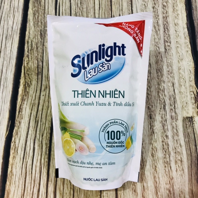 Nước lau sàn Sunlight 700g/gói thiên nhiên hương chanh và tinh dầu xả