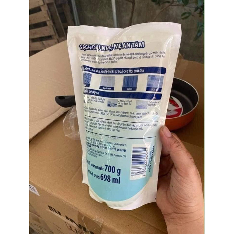 Nước lau sàn Sunlight 700g/gói thiên nhiên hương chanh và tinh dầu xả