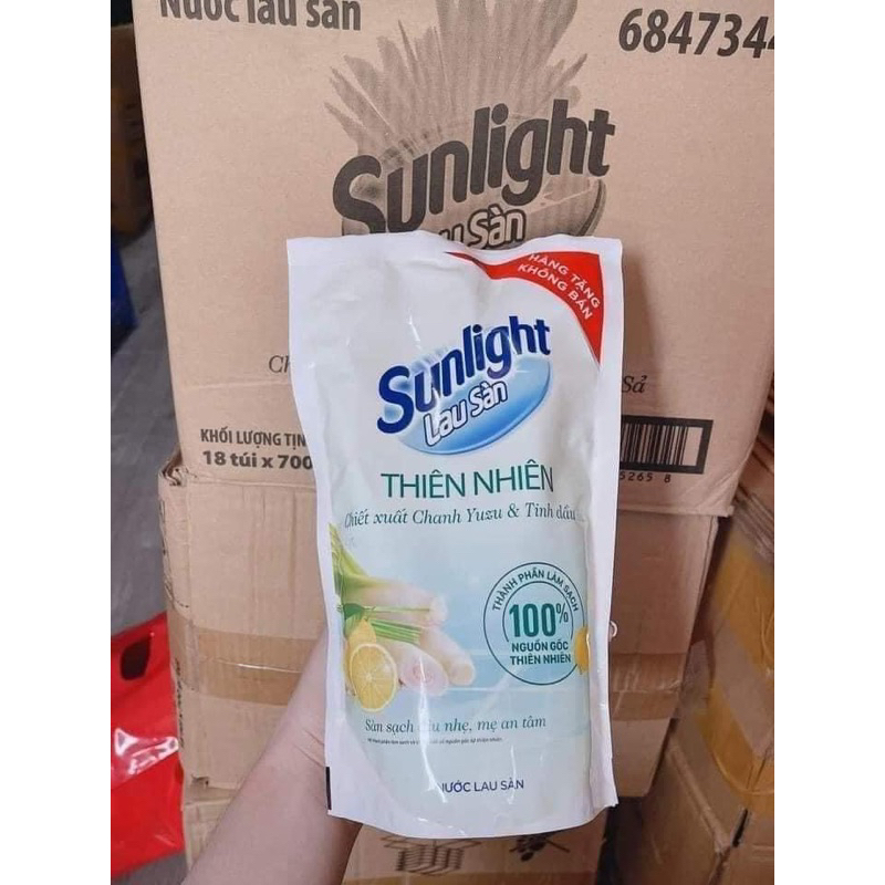 Nước lau sàn Sunlight 700g/gói thiên nhiên hương chanh và tinh dầu xả