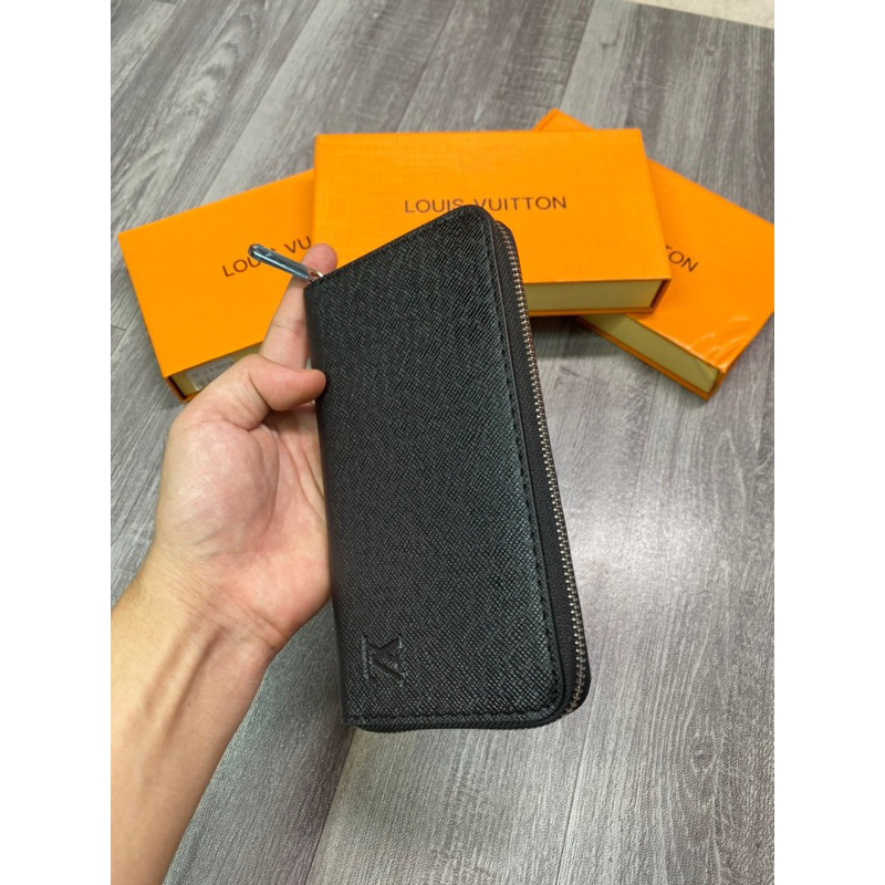 Ví da nam cầm tay MCM , vi kéo khoá LV mẫu mã trẻ trung năng động- ảnh và video tại shop