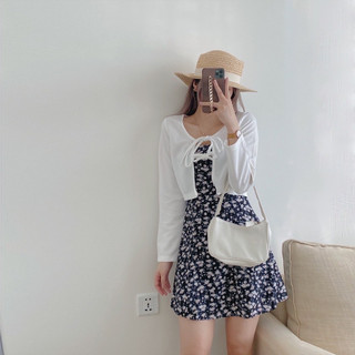 Váy/Đầm hai dây hoa nhí kèm áo cardigan trắng có dây buộc