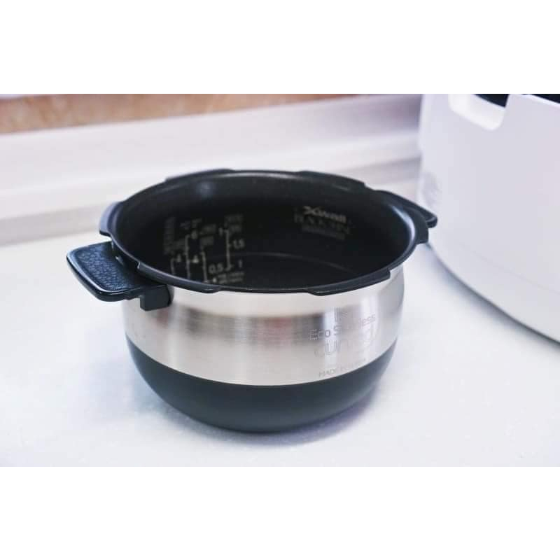 NỒI CƠM CAO TẦN CUCKOO LHTR1010FW 1.8L