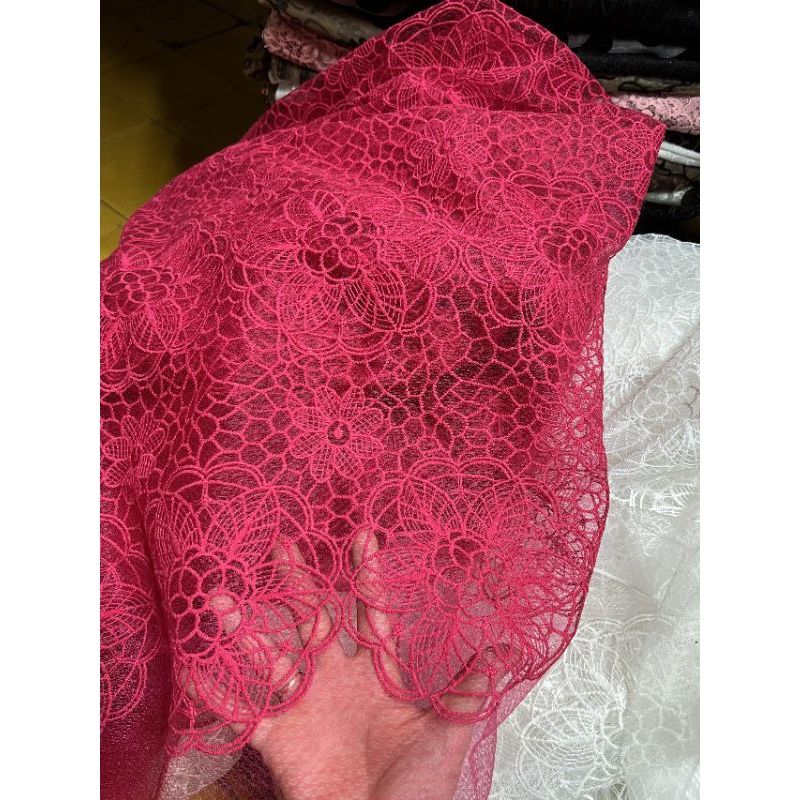 Ren thêu hoa có chân ren hai biên 3 màu