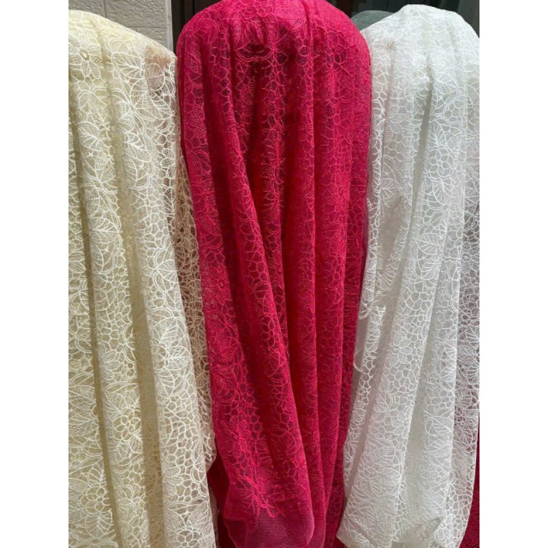 Ren thêu hoa có chân ren hai biên 3 màu