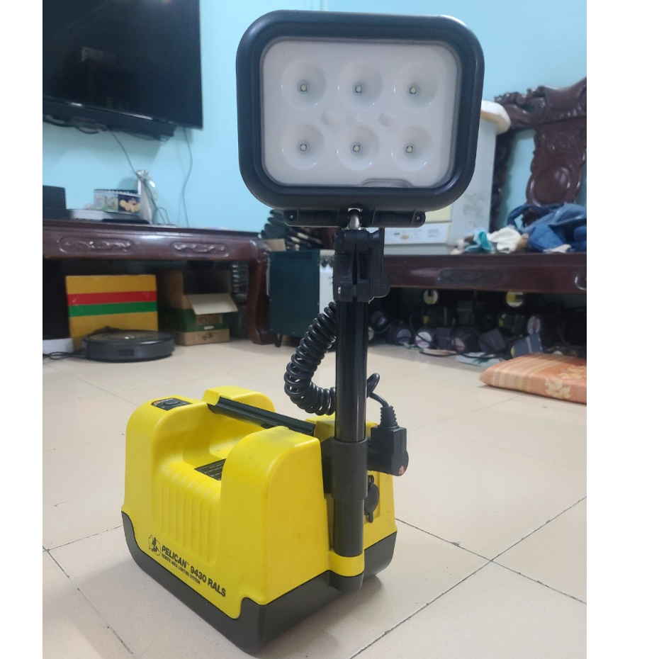 Đèn LED Pelican 9430 Remote Area Light