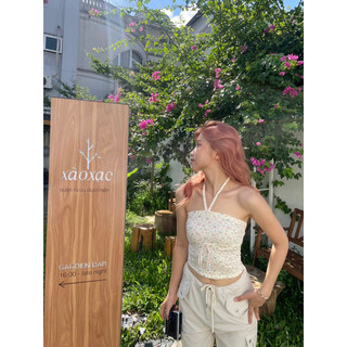 JANET STUDIO • Áo ống cổ yếm hoa vàng