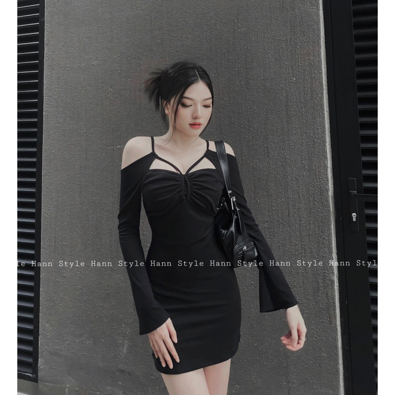 ĐẦM TAY LOE ÔM BODY