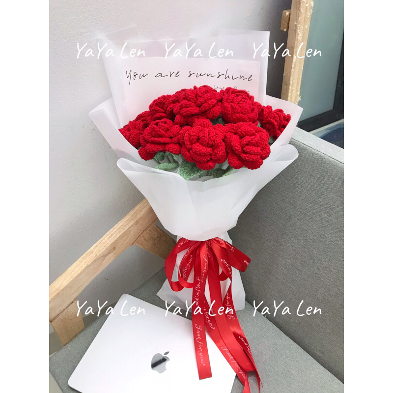 Bó hoa hồng handmade nhiều loại bằng len cao cấp, hoa giả trang trí, dùng làm quà tặng vô cùng ý nghĩa - L04