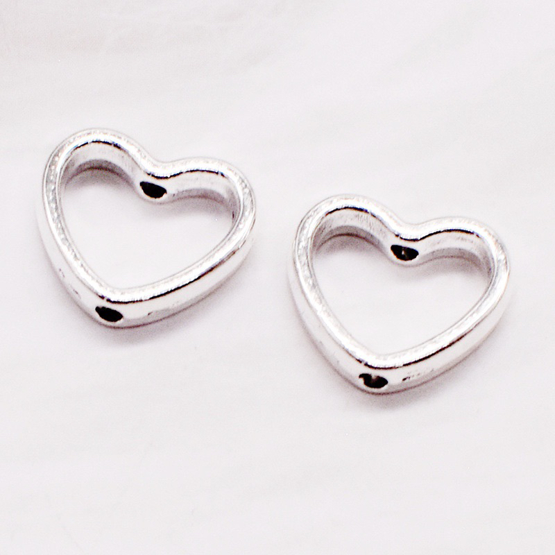 Charm khung đá bọc hạt hình trái tim - KL233