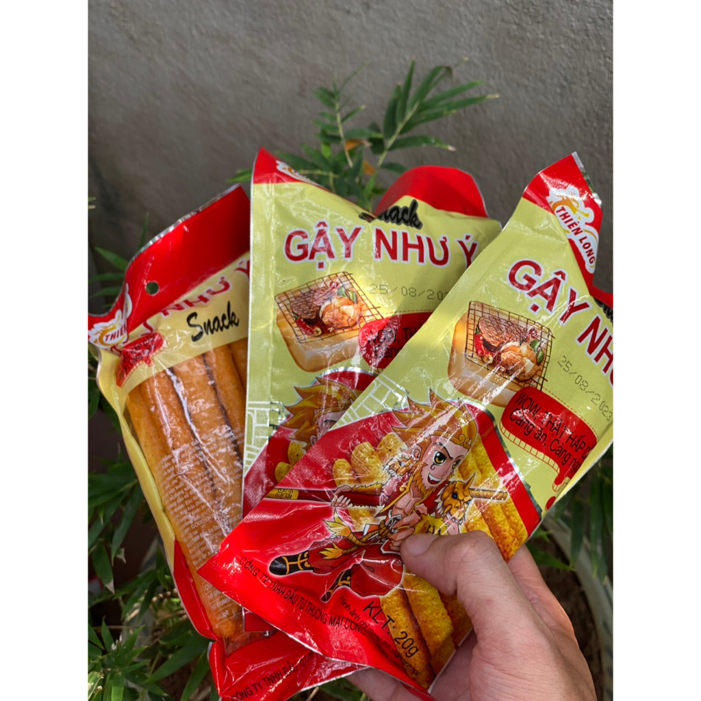 Snack Gậy Như Ý an vặt cổng trường