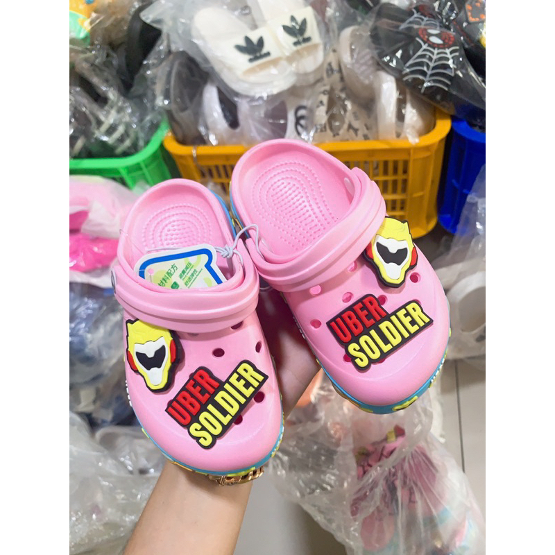 Sục cho bé