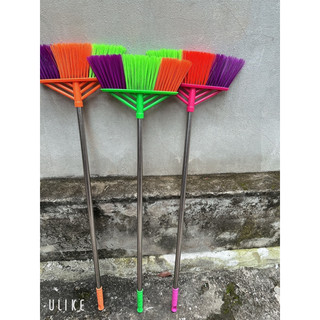 Chổi cước nhựa quét nhà quét sân quét nước cán inox